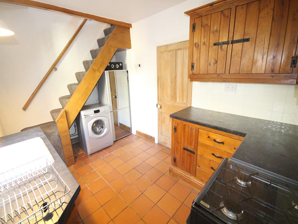 2 bedroom mid terrace house For Sale in Winewall - 2016-02-10 14.49.17.jpg